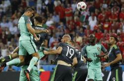 B体育体育网站入口-罗马连续失球，难以逆转形势