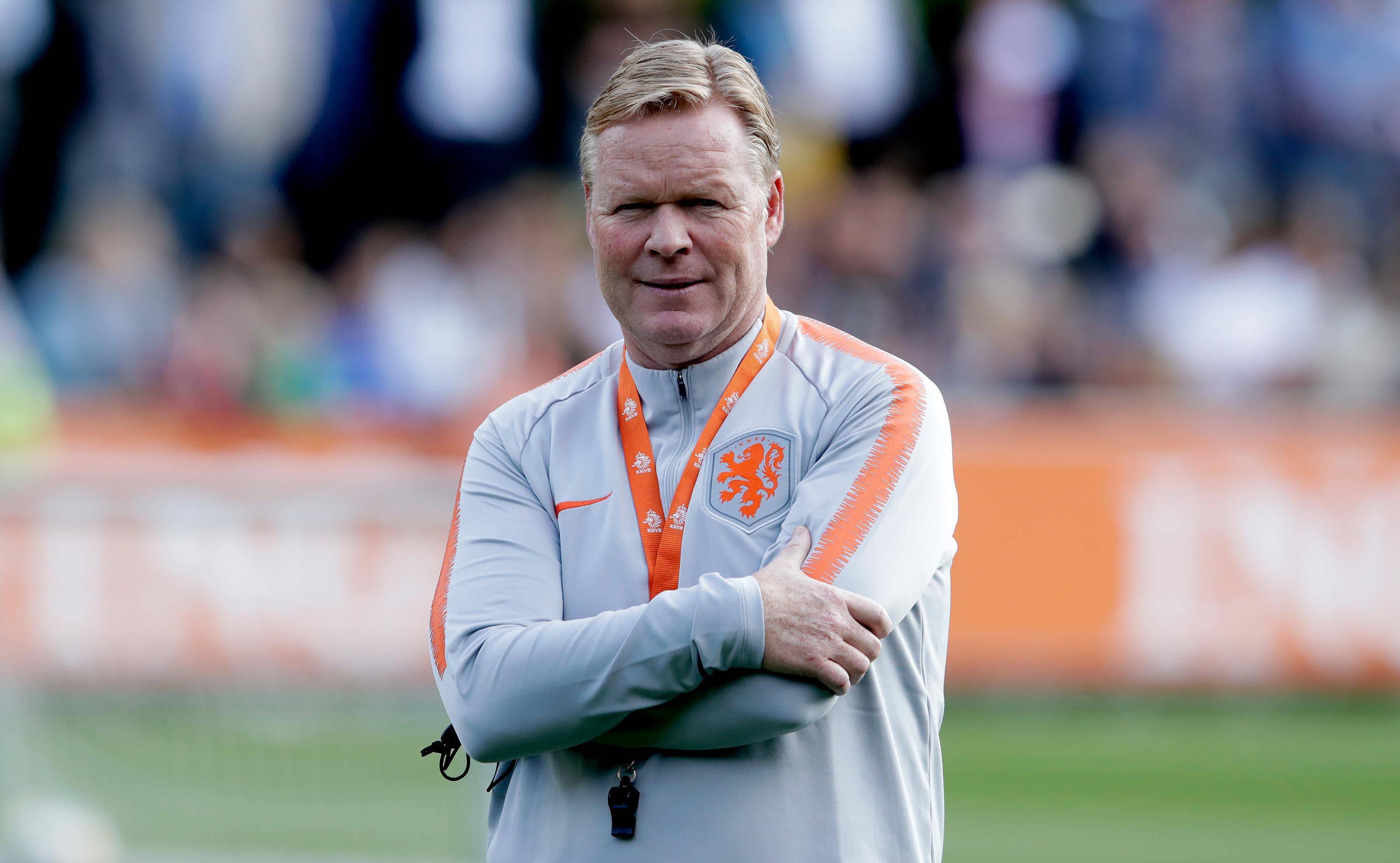 荷兰队英格兰队强强对决,欧洲杯半决赛争夺激烈! 荷兰队英格兰队强强对决,欧洲杯半决赛争夺激烈!