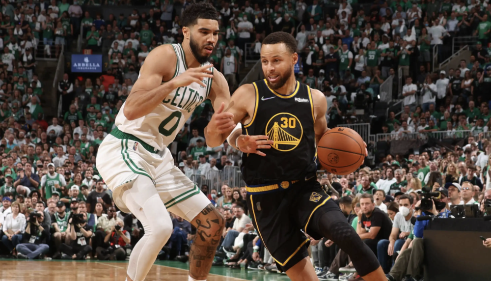 「绿军惨败灰熊」改写为「绿军惊丢大比分墨失」